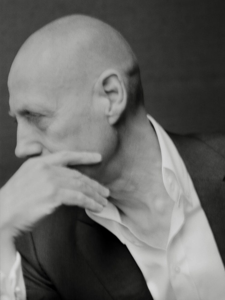 “Sleeping Beauties” Creative Consultant Nick Knight on Using Science and Tech to Evolve How Fashion Is Showcased in Museums